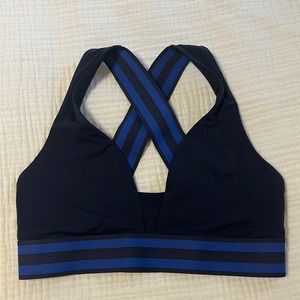 GAP Fit Athletic sports bra